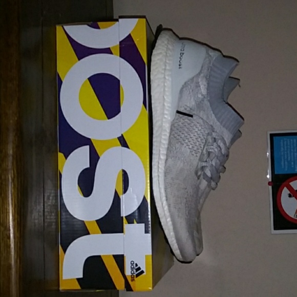 Uncaged Ultraboost white tint size 13